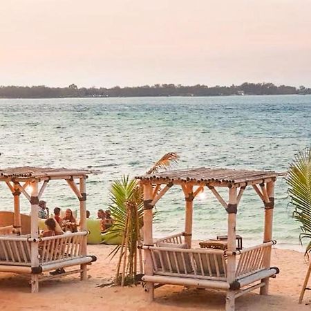 Puri Air Beach Resort & Spa Gili Air Exterior photo