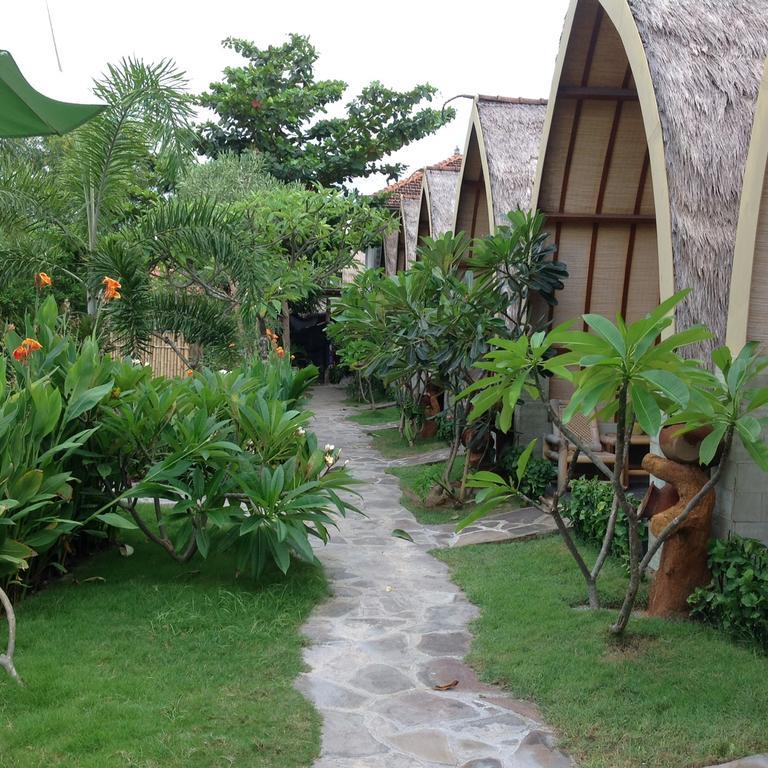 Puri Air Beach Resort & Spa Gili Air Exterior photo