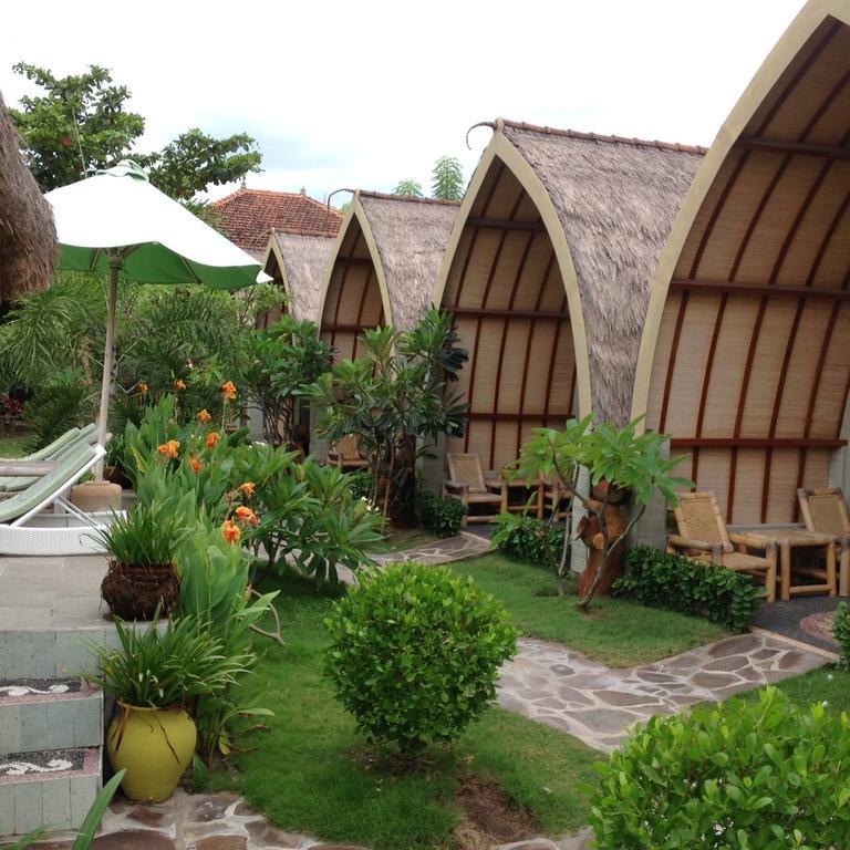 Puri Air Beach Resort & Spa Gili Air Exterior photo