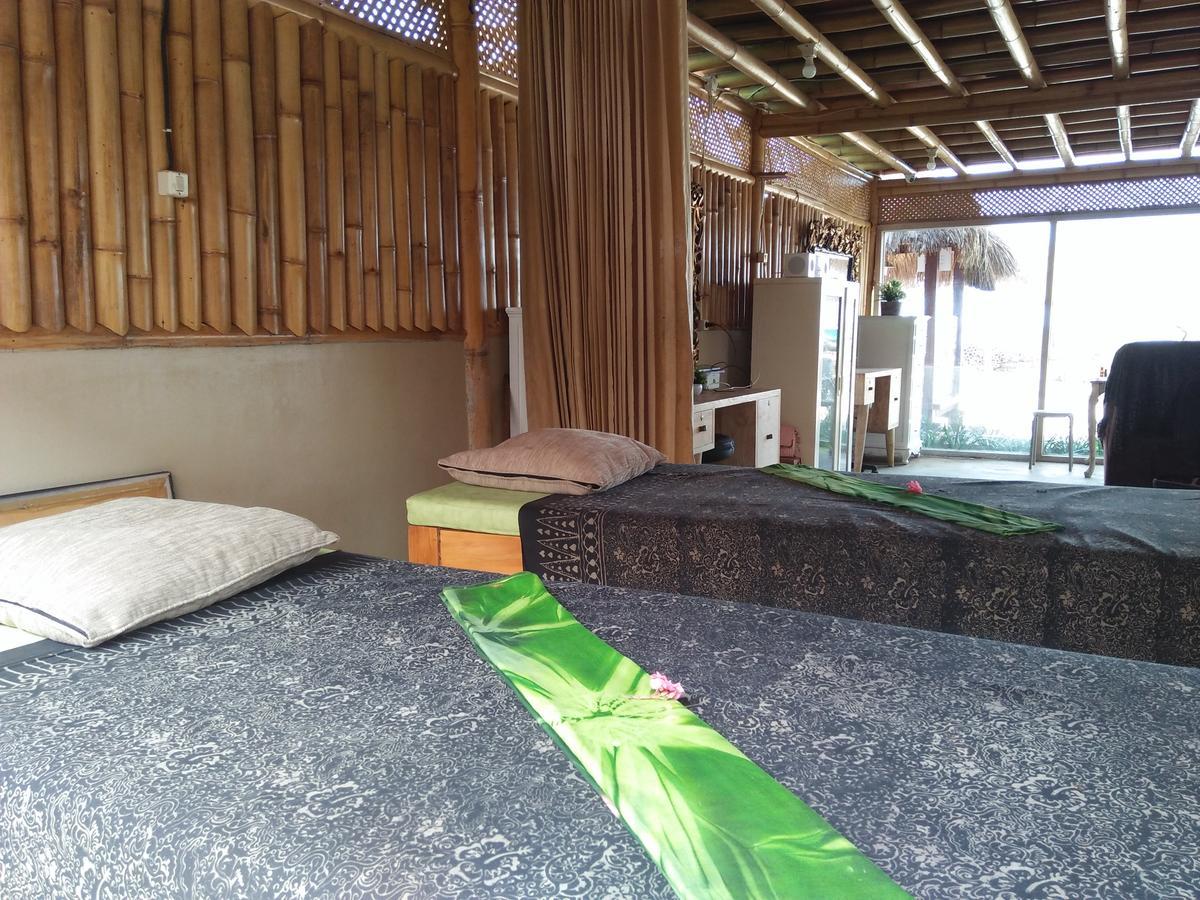 Puri Air Beach Resort & Spa Gili Air Exterior photo