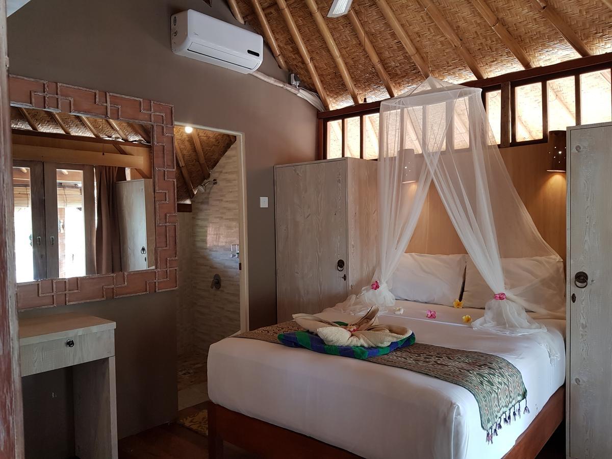 Puri Air Beach Resort & Spa Gili Air Exterior photo