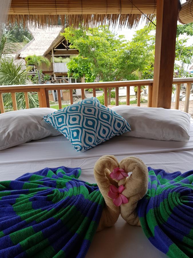 Puri Air Beach Resort & Spa Gili Air Exterior photo