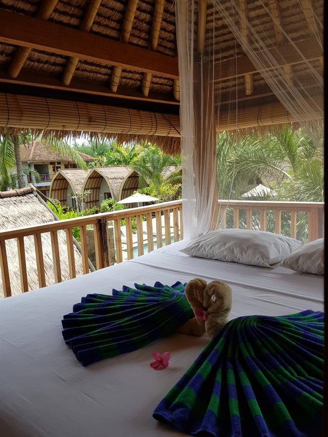 Puri Air Beach Resort & Spa Gili Air Exterior photo