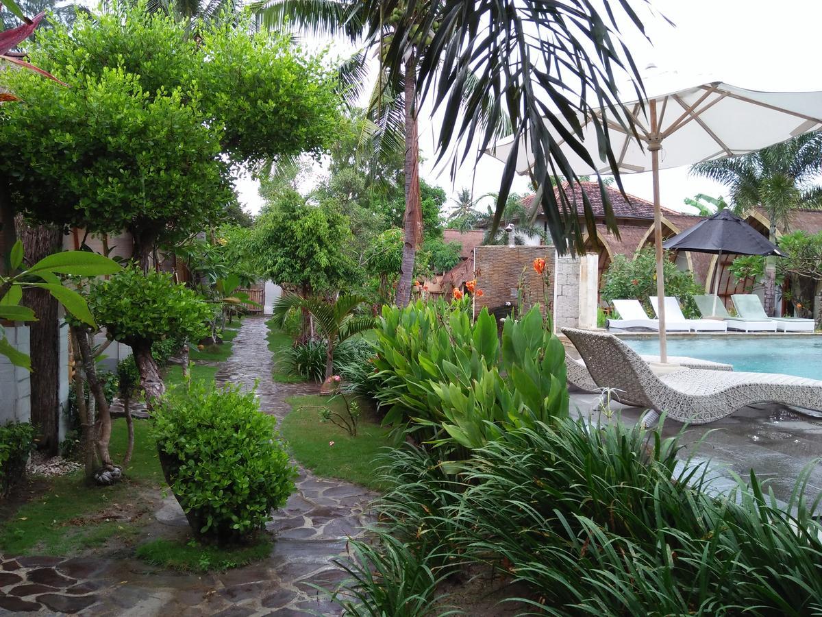 Puri Air Beach Resort & Spa Gili Air Exterior photo